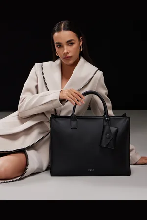 Kazo Structured Tote Bag with Tasselled