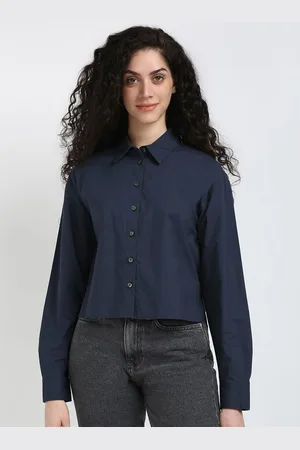Calvin Klein Women Cutaway Collar Solid Cotton Relaxed Fit Casual Shirt