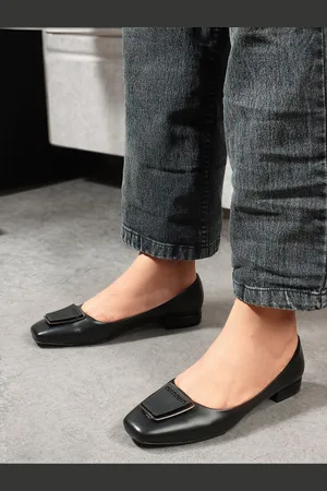 LAVIE Women Round Toe Ballerinas Flats