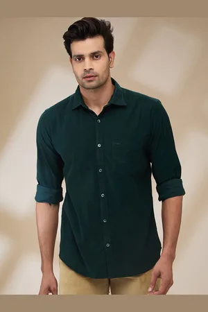 Park Avenue Men Spread Collar Solid Cotton Slim Fit Casual Shirt
