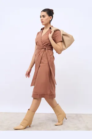 Styli Women Solid Short Sleeve Wrap Style Midi Dress