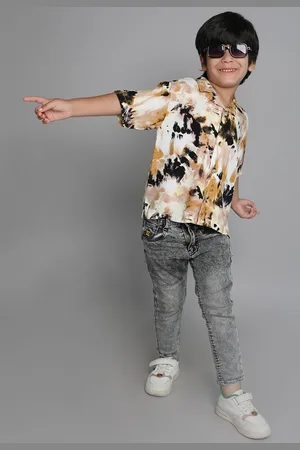 taffykids Boys Relaxed Spread Collar Abstract Printed Oversized Casual Shirt