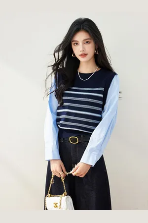 JC Collection Women Striped Round Neck Sleeveless Sweater Vest