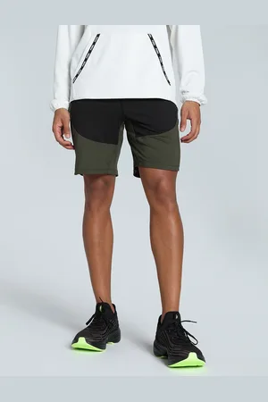 PUMA Men TRAIN CLOUDSPUN 8" Training Colourblocked Sports Shorts