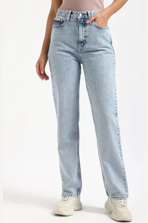 Calvin Klein Women Slim Fit Heavy Fade Mid-Rise Jeans