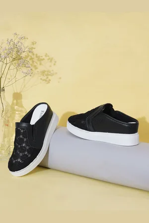 THE WHITE POLE Women Textile Slip-On Loafers