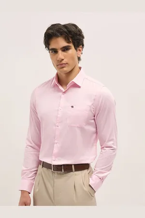 The Bear House Men Tailored Fit Opaque Formal Shirt