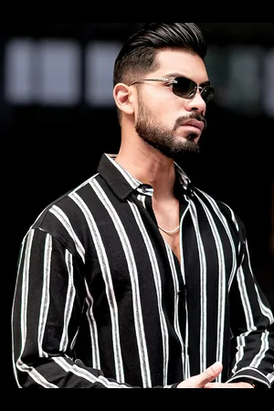 Maniac Men Comfort Spread Collar Vertical Striped Cotton Casual Shirt