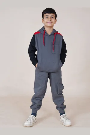 KiddoPanti Boys Colorblocked Hooded Tracksuit