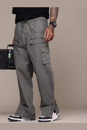 Roadster The Life Co. Men Pure Cotton Relaxed Fit Cargos Trousers