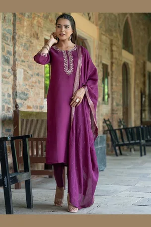 Navlik Women Ethnic Motifs Embroidered Regular Kurta with Trousers & With Dupatta