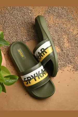 SPYKAR Men Printed Sliders