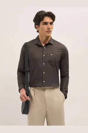 The Bear House Men Tailored Fit Polka Dot Opaque Printed Formal Shirt
