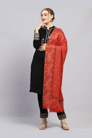 Monte Carlo Women Ethnic Motifs Printed Acrylic Shawl