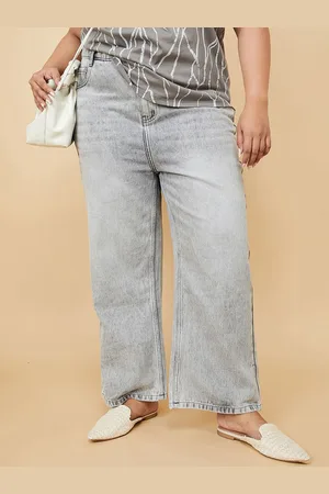 Max Collection Women Regular Fit Mid-Rise Low Distress Heavy Fade Cotton Jeans