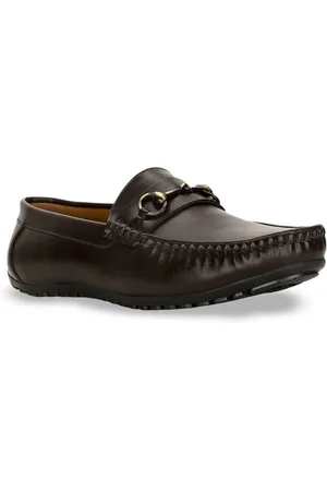 Bata Men Solid Round Toe Loafers