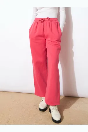 Sassafras Women Black Relaxed Fit Mid-Rise Fleece Track Pants