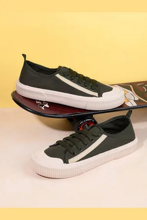 Styli Men Tape Detail Canvas Lace Up Sneakers