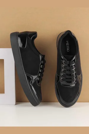 Metro Women Sneakers