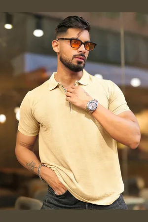 Maniac Men Solid Polo Collar Cotton Slim Fit T-shirt