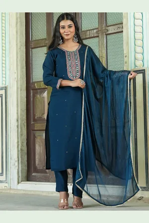 Navlik Women Embroidered Regular Thread Work Kurta with Trousers & With Dupatta