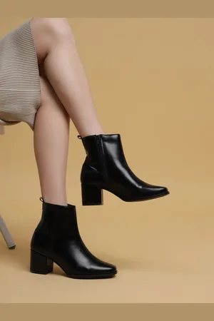Truffle Collection Women Casual Block-Heeled Winter Boots