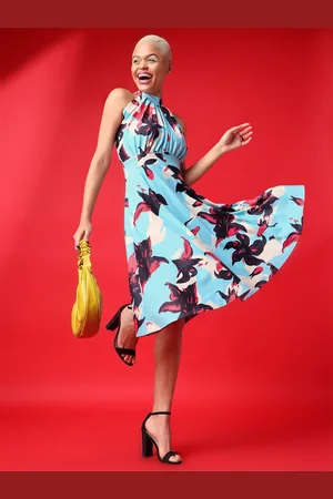 PURVAJA Women Floral Printed Halter Neck Fit & Flare Dress