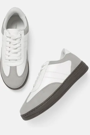 Lino Perros Women Colourblocked PU Sneakers