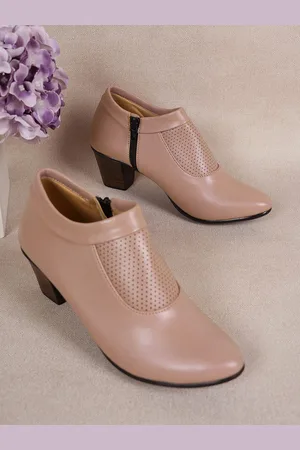 Mast & Harbour Women Round Toe Block Heel Mules