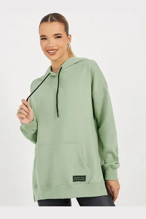 Styli Women Oversized Fit Longline Hoodie With Badge & Side Slits
