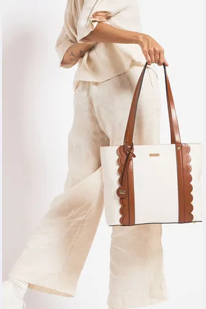 Chumbak Women Textured Solid Structured Shoulder Bag