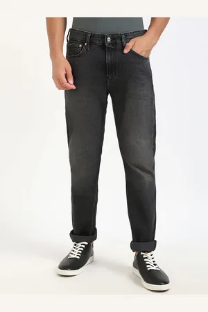 Calvin Klein Men Tapered Fit Cotton Light Fade Jeans