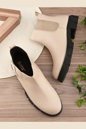 Roadster The Lifestyle Co. Women Casual Ankle Boots