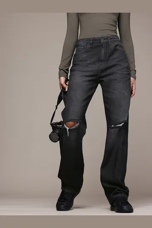 Roadster The Life Co. Women Straight Fit High-Rise Light Fade Pure Cotton Jeans