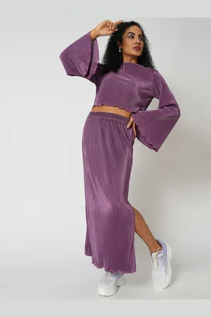 Globus Accordion Pleats Bell Sleeves Crop Top With Trouser