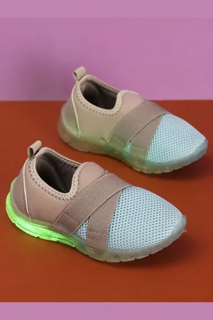 YK Boys Slip-On Sneakers