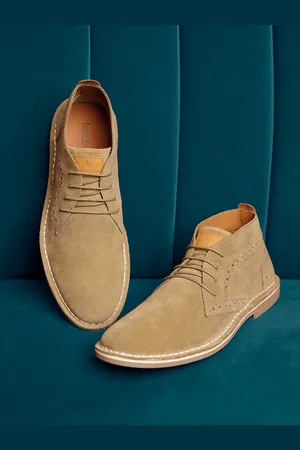 LOUIS STITCH Men Mid-Top Solid Suede Desert Boots