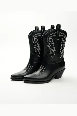 Theater Women Embroidered Block-Heeled Winter Boots