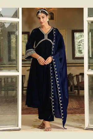 Janasya Women Embroidered Empire Sequinned Velvet Kurta with Trousers & With Dupatta