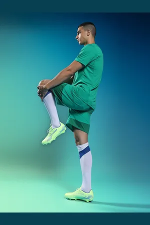 PUMA Ultra 5 Play FG/AG Men