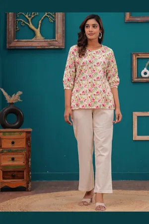 Kalini Printed Round Neck Three-Quarter Sleeves Top With Trouser