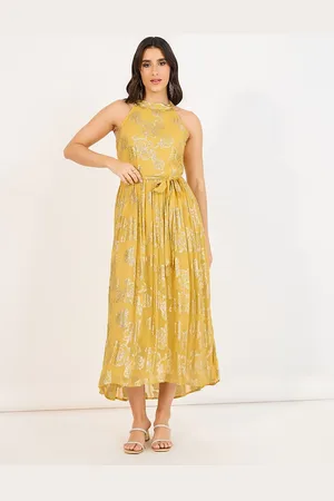 Styli Women Halter Neck Printed Sleeveless A-Line Maxi Dress