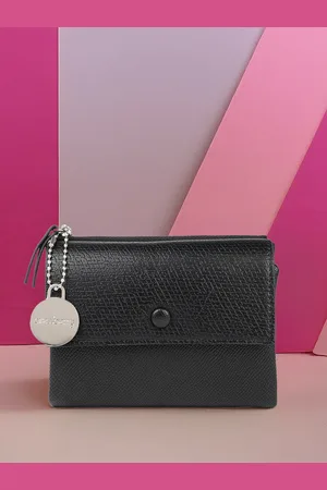 DressBerry Women Animal Textured Three Fold Wallet