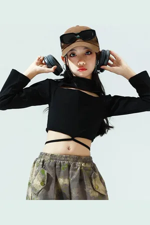 LULU & SKY Girls Printed Cut-out Detail Crop Top