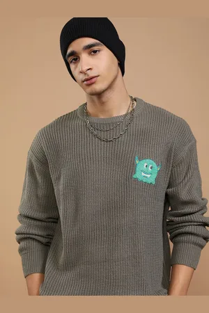 Highlander Men Pullover with Embellished Detail