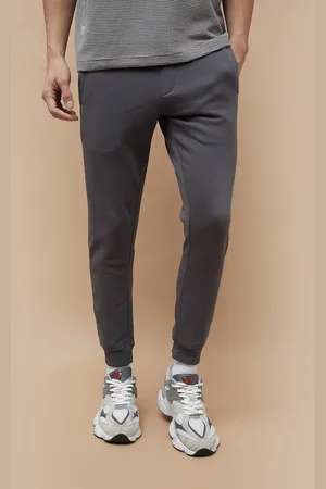 Lifestyle Men Slim-Fit Mid-Rise Joggers