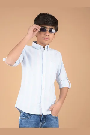 Crimsoune Club Boys Premium Slim Fit Opaque Striped Casual Shirt