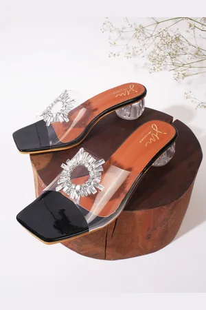 JM Looks Women Embellished Block Heel Sandals