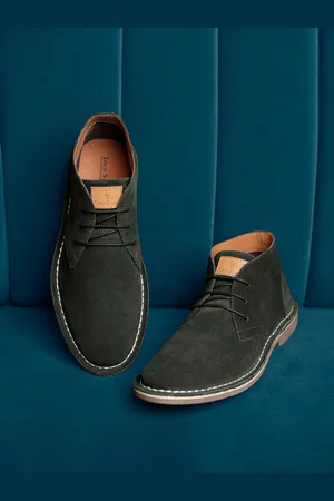 LOUIS STITCH Men Mid-Top Solid Suede Desert Boots