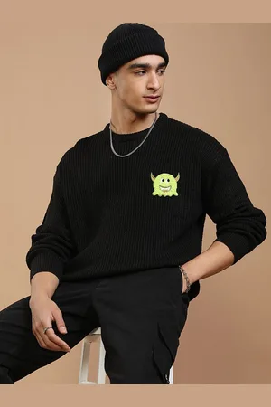 Highlander Men Pullover with Embellished Detail